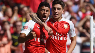 Oxlade-Chamberlain celebrates his goal