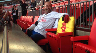 Alan Shearer finally wins something at Wembley!