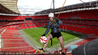 Freestyle footballer Andrew Henderson before he scored the highest ever goal at Wembley