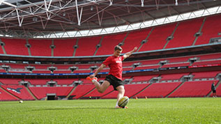 Owen Farrell trains on the Wembley pitch
