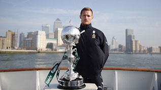 Cambridge United captain Ian Miller with the FA Trophy