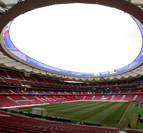 Spain v England 490x455